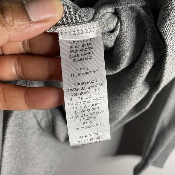 Roper Women's Light Gray Floral Bull Long Sleeve Top - Picture 7 of 10